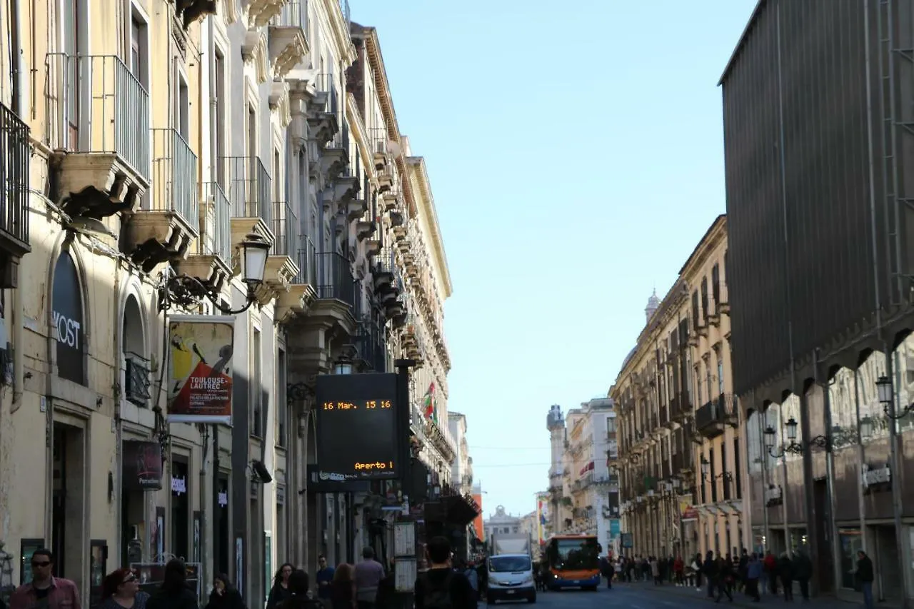 L'Elefante Bed & Breakfast Catania 3*,  Italy
